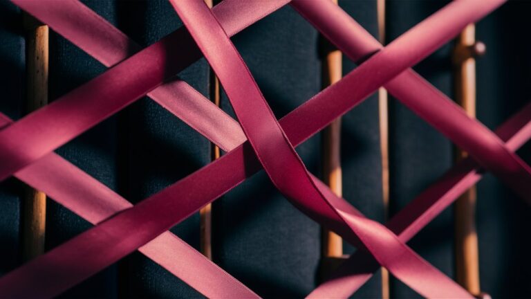 subtle strategies in complexity